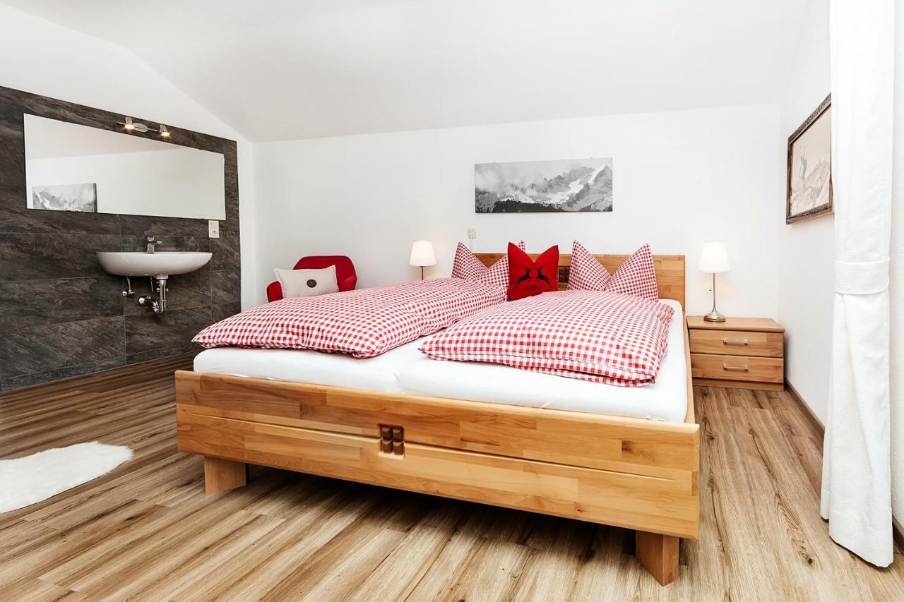 Ferienhaus Alpspitzecho Garmisch-Partenkirchen Bagian luar foto